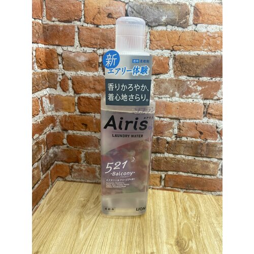Lion Soflan Airis 521 Balcony Ополаскиватель для белья с ароматом нектарина, малины и яблока 480 мл